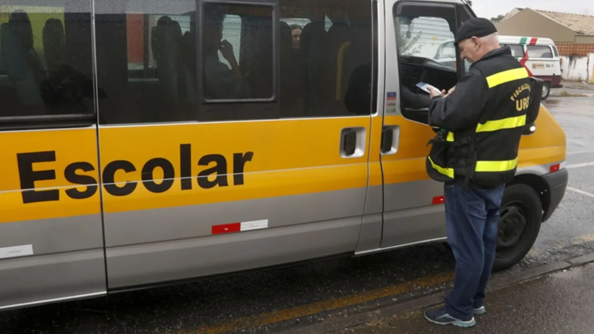Câmara de Curitiba aprova mudanças no transporte escolar