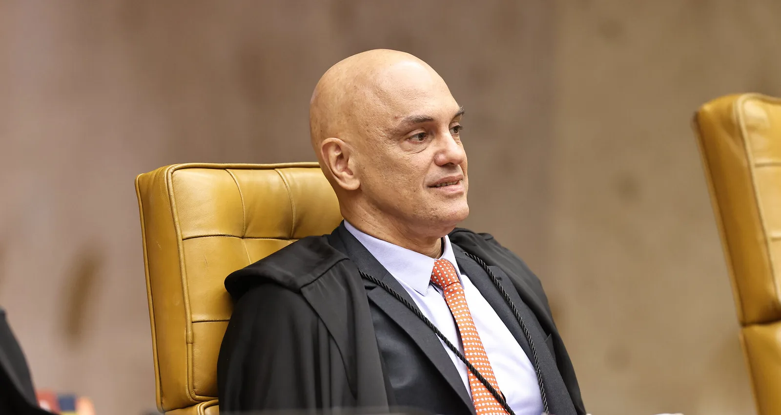 Moraes nega segundo contrato e questiona laudo sobre acordo com Banco Master