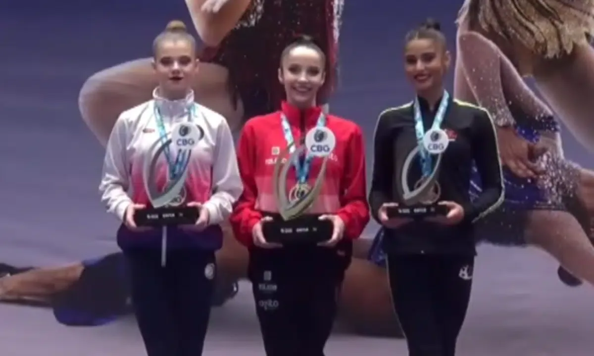 Samara Sibin vence o individual geral no Troféu Brasil de ginástica rítmica
