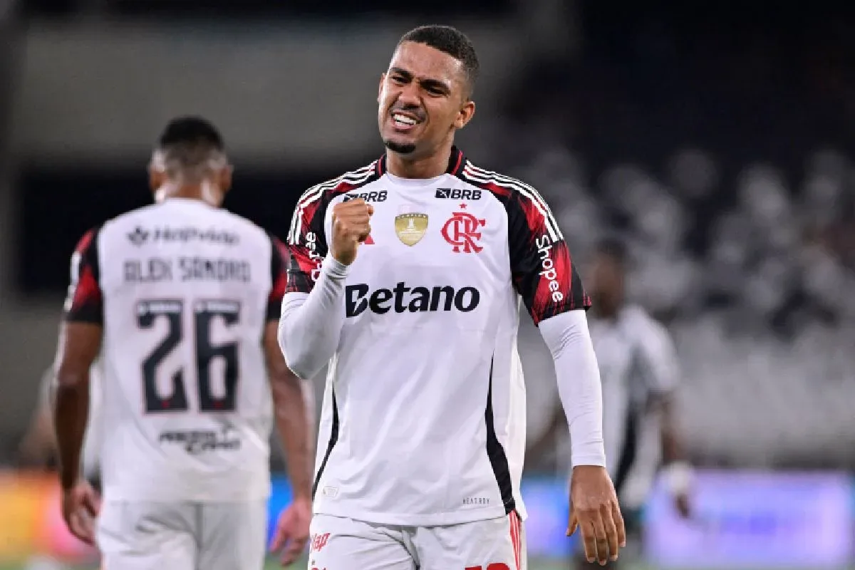 Samuel Lino reconhece queda de rendimento e mira sequência no Flamengo