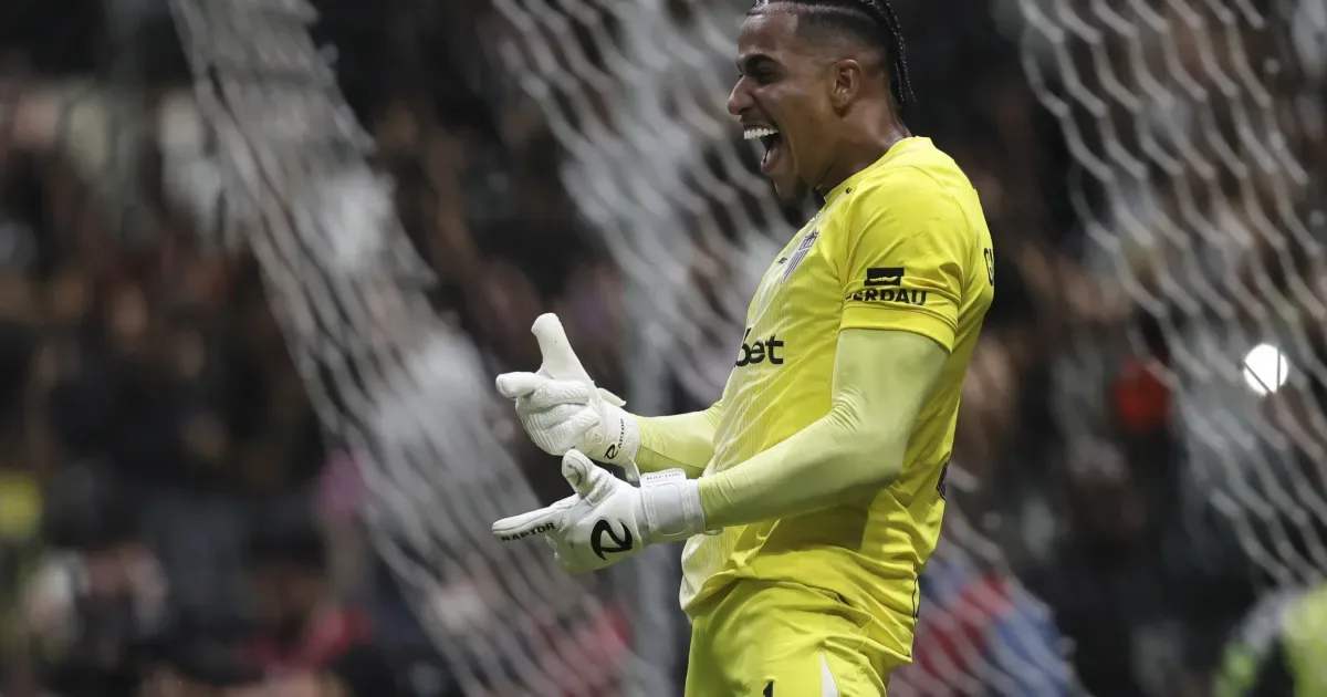 Atlético-MG elimina Santos nos pênaltis e avança à semifinal da Sul-Americana