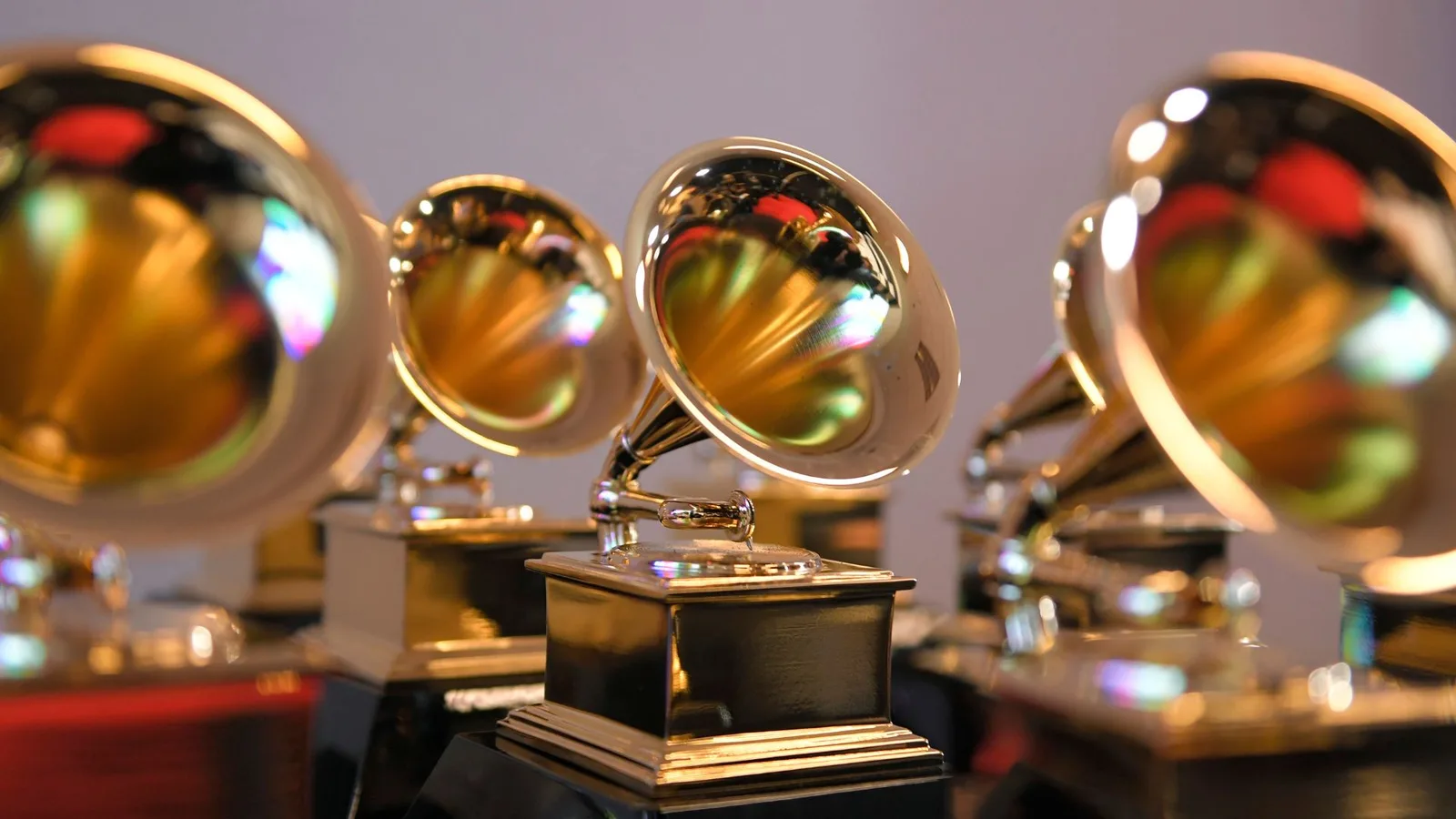 Paul McCartney aparece como favorito ao Grammy de Melhor Álbum de Rock