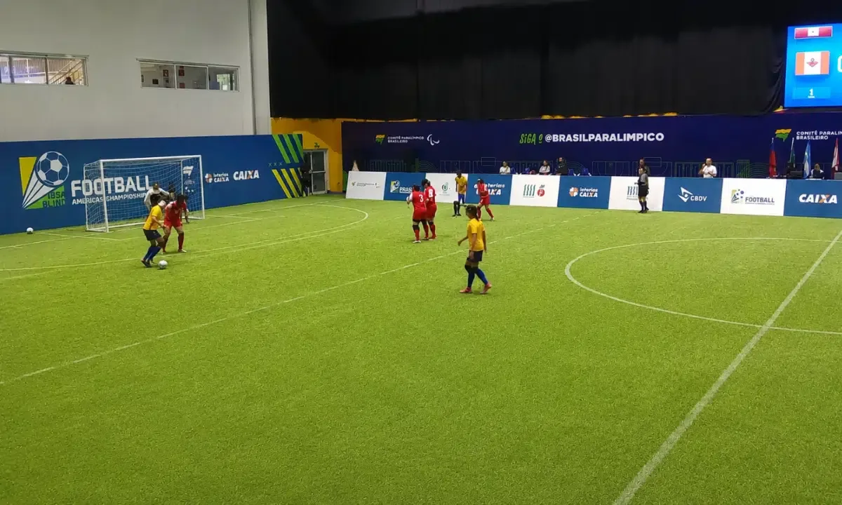 Seleção feminina de futebol de cegas marca sete gols contra o Canadá