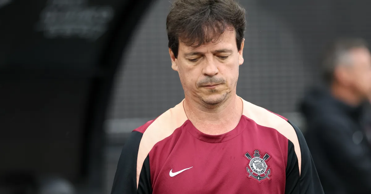 Corinthians perde para o Fluminense e fica a três pontos do Z4