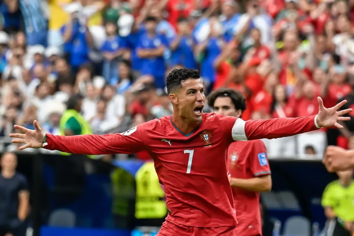 Negociação pode levar Cristiano Ronaldo ao grupo controlador do Al-Nassr