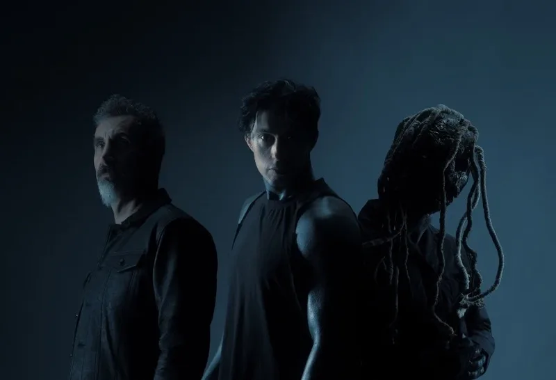 Falling in Reverse lança faixa com Serj Tankian e Corey Taylor