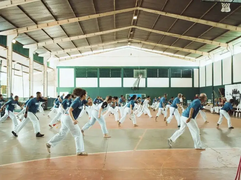 Turismo esportivo aproxima viajantes da cultura e das tradições locais