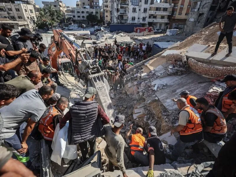 Israel diz que pode retomar guerra em Gaza e fala em saída de palestinos