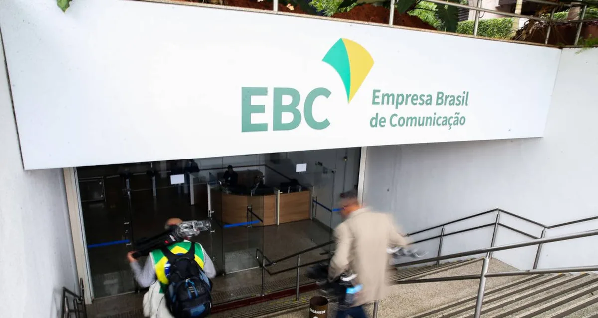 TSE aponta falha no pool de mídias em propaganda de Flávio Bolsonaro