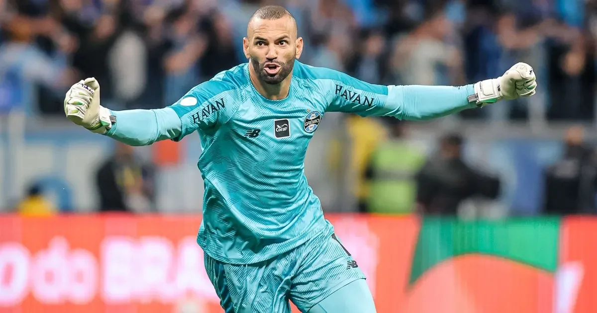 Palmeiras domina, mas fica no empate sem gols com o Grêmio