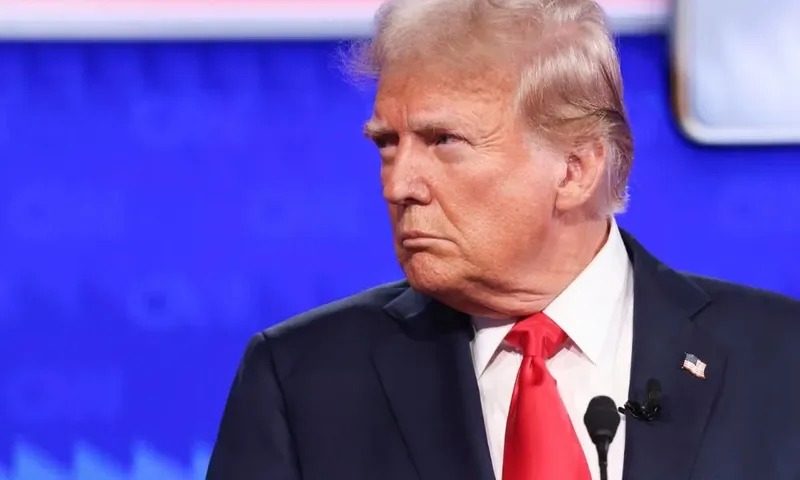 Trump descarta proposta de Teerã para liberar passagem em Ormuz