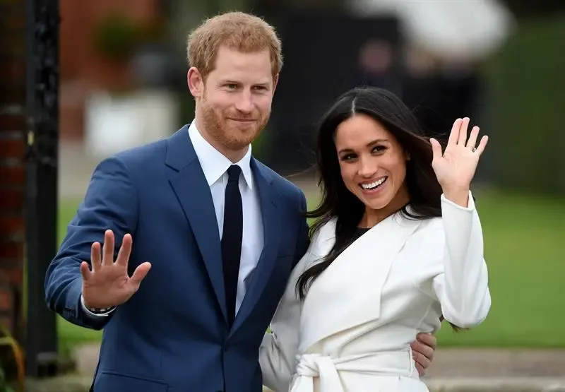 Charles III diz que Harry e Meghan não são membros ativos da realeza