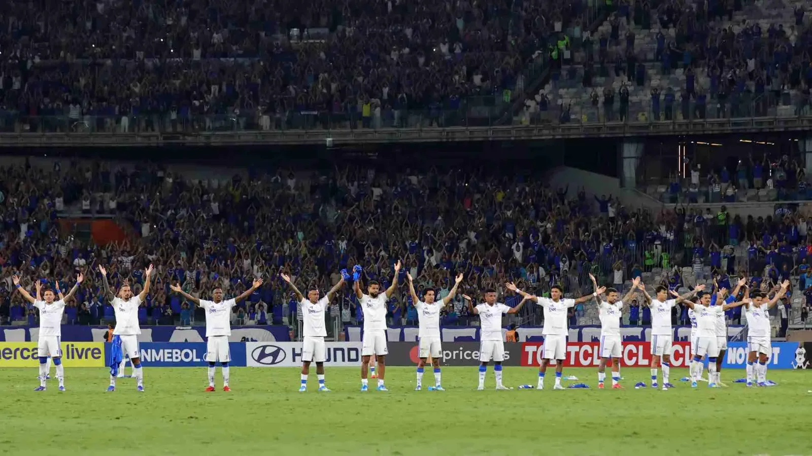 Cruzeiro chega a 21 pontos no returno e fica a dois do G-4