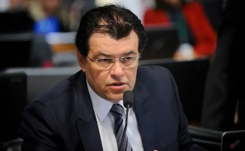 Eduardo Braga disputa novo mandato no Senado pelo Amazonas em 2026