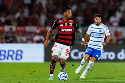 Gonzalo Plata diz estar comprometido com o Flamengo após negociação frustrada