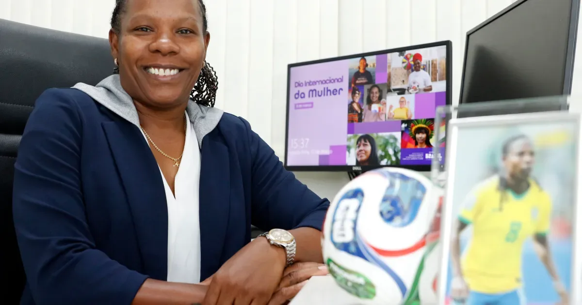 Formiga vê Copa de 2027 como chance de ampliar o futebol feminino