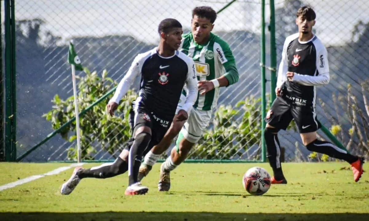 Brasileirão Sub-17 tem goleadas e definição de classificados