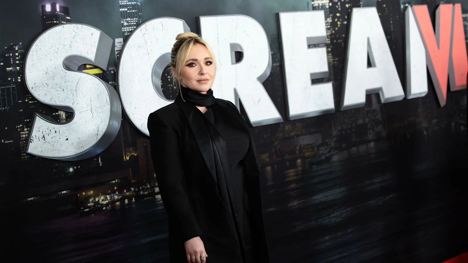 Ex-noivo pede investigação sobre joias ligadas ao espólio de Hayden Panettiere