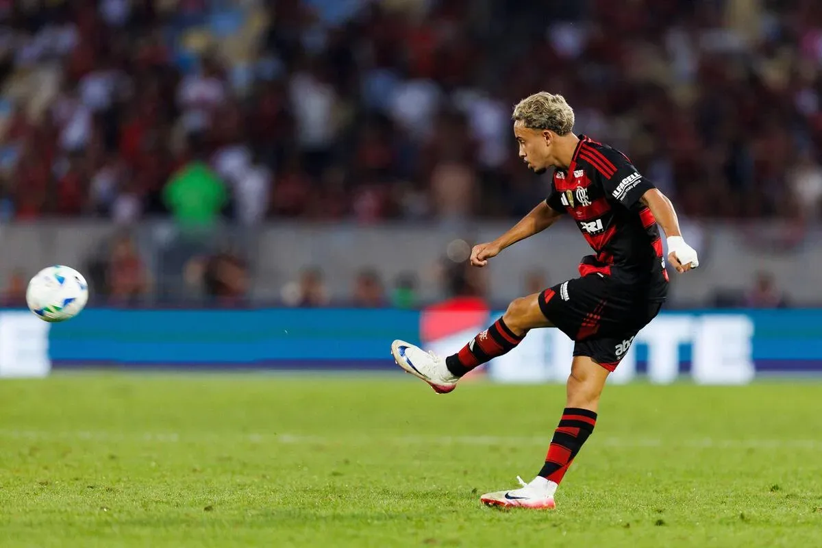 Matheus Gonçalves avalia retorno ao Brasil em negociação com o Vasco