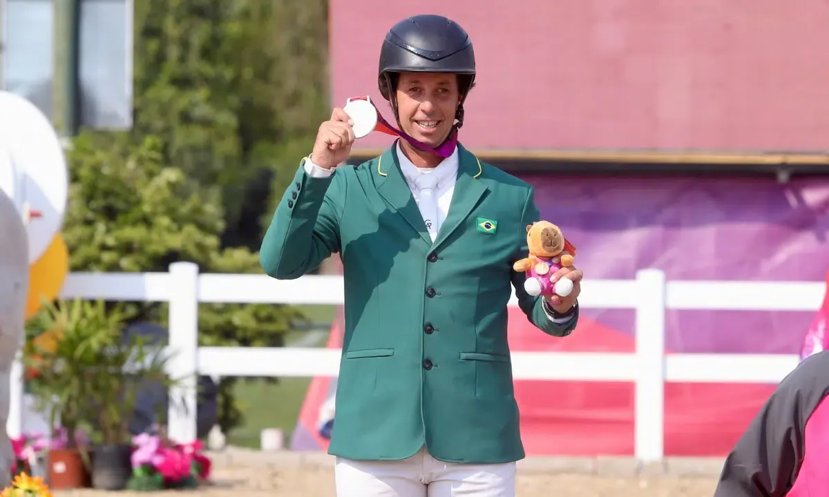 José Luiz Guimarães leva a prata no individual do hipismo em Santa Fé