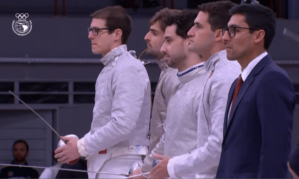 Brasil conquista duas pratas por equipes na esgrima em Santa Fé-2026