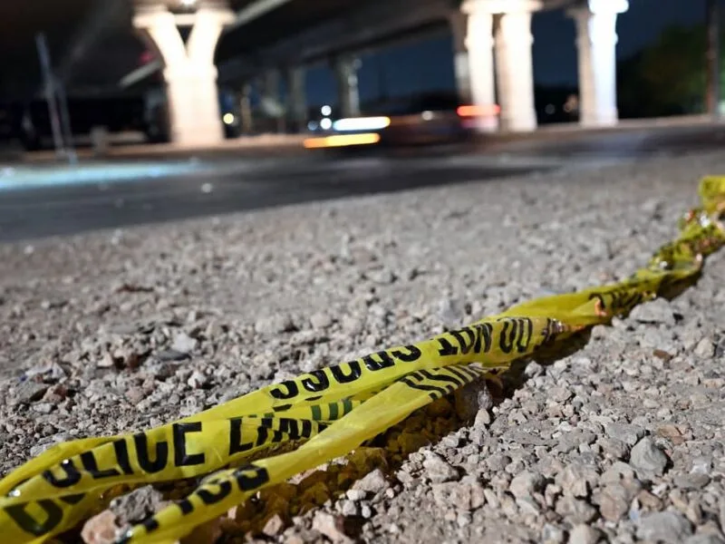 Prefeito de Austin cobra investigação local após venezuelano ser baleado pelo ICE