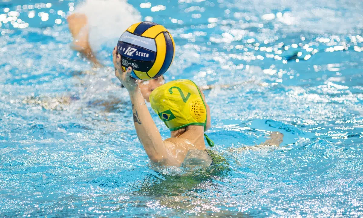 Brasil vence Colômbia e Argentina na estreia do polo aquático