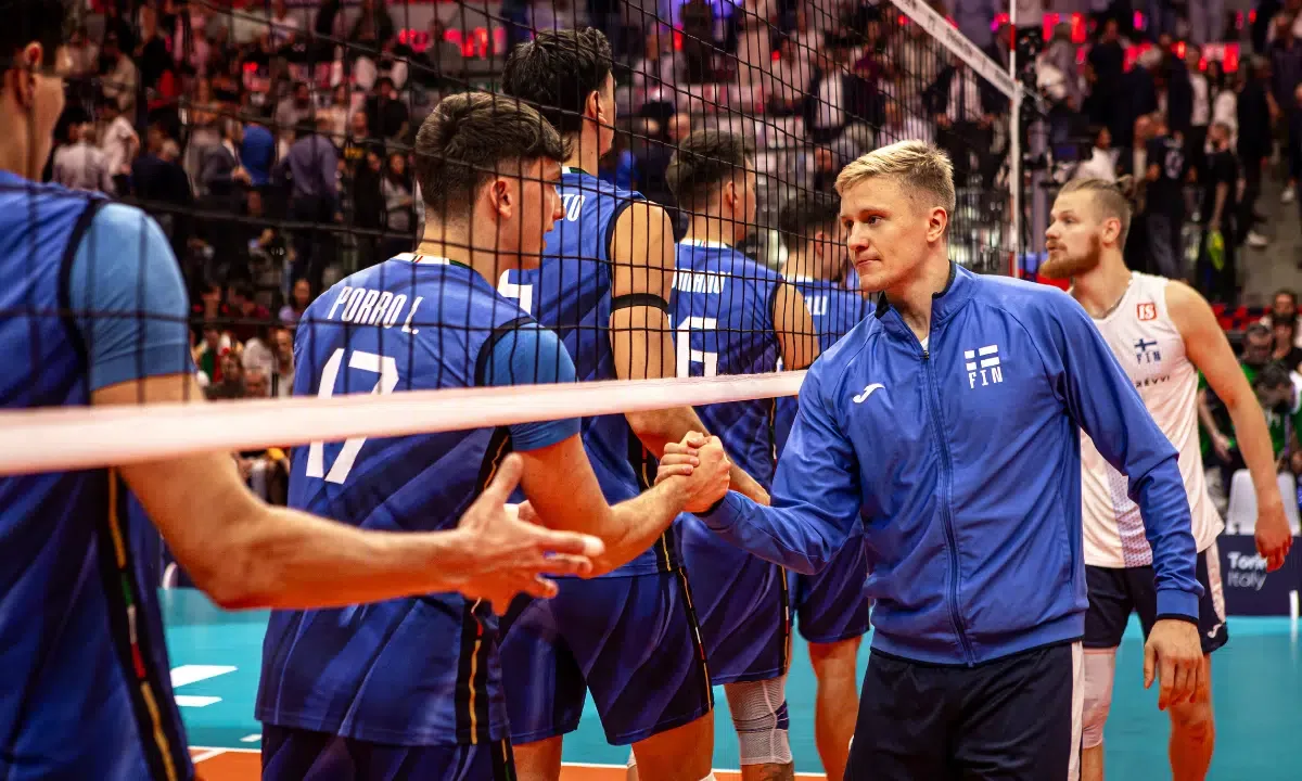 Finlândia elimina a Itália no tie-break e avança à semifinal do Europeu