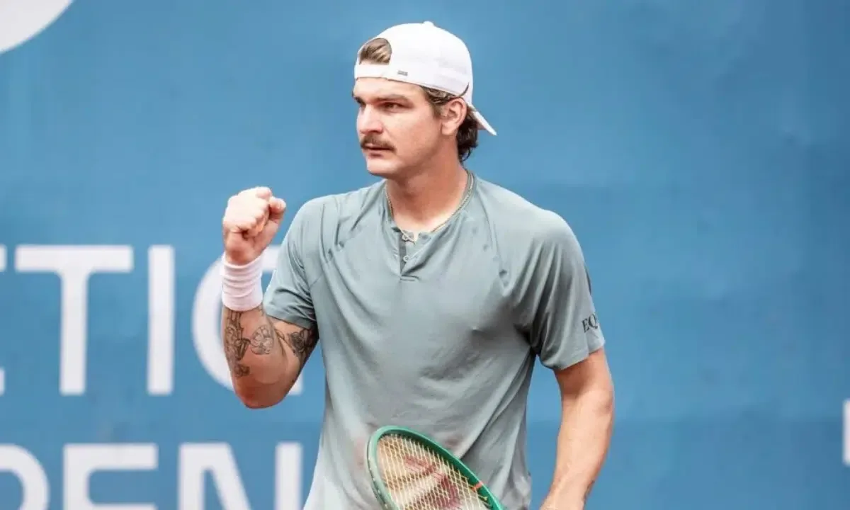Thiago Wild supera Varillas e vai à semifinal em Gênova