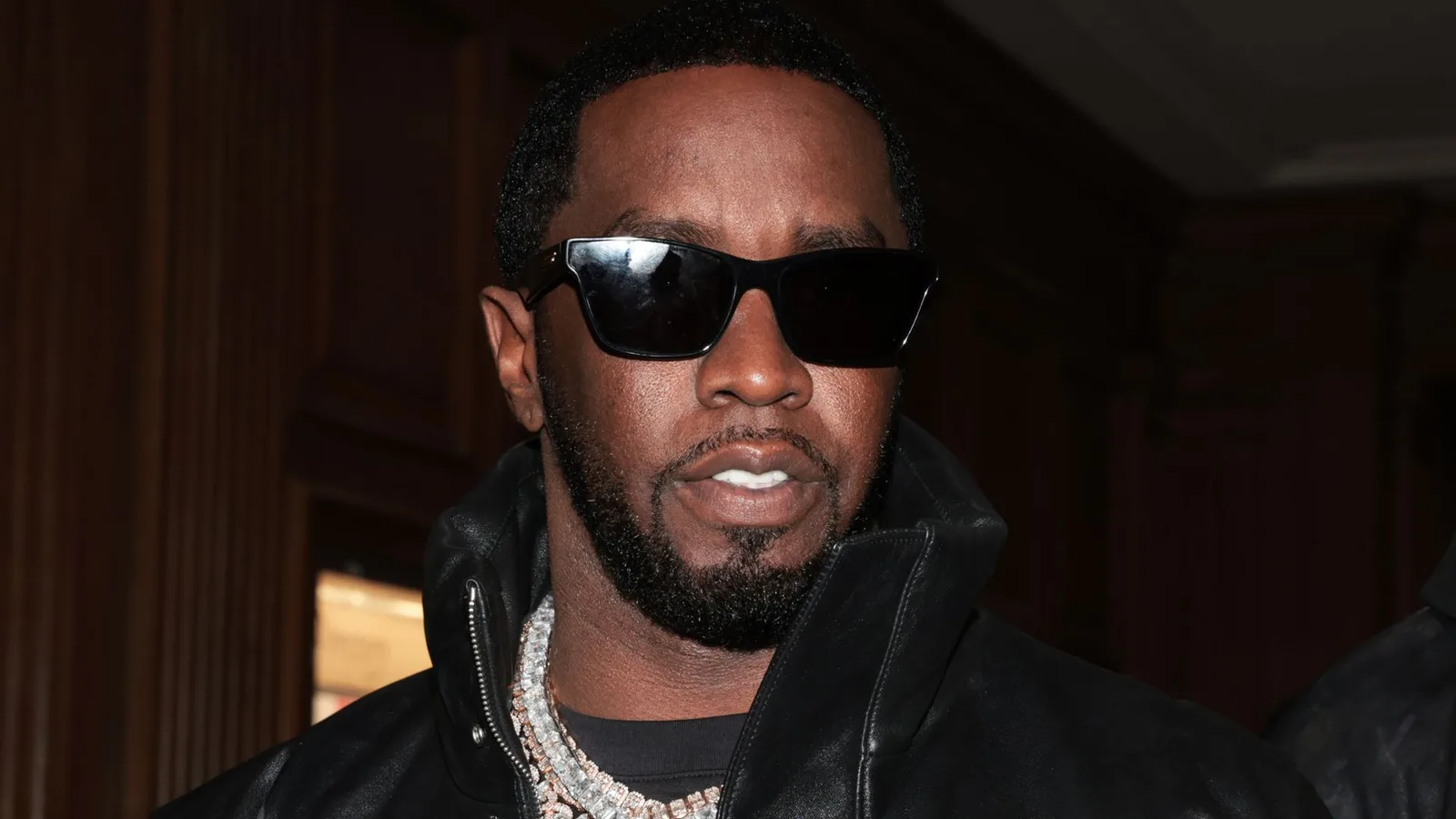 Sean Combs contesta cobranças e Sher Tremonte pede saída de processo