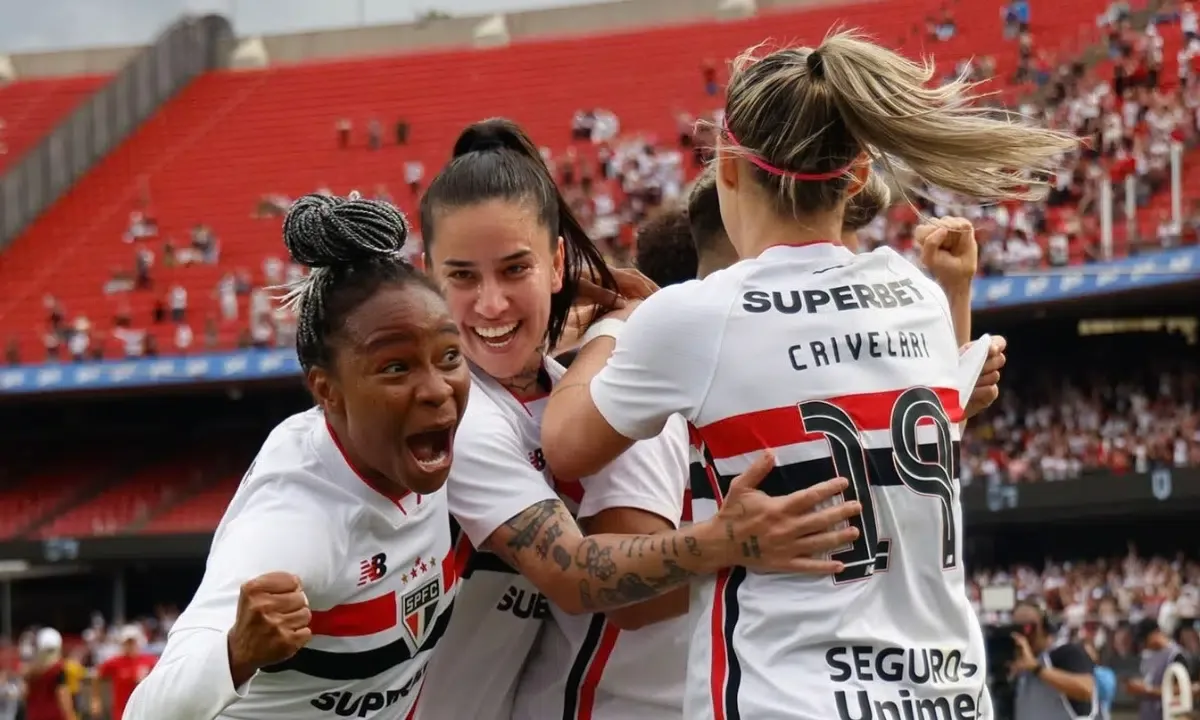 São Paulo empata com Corinthians e conquista o Brasileirão Feminino A1