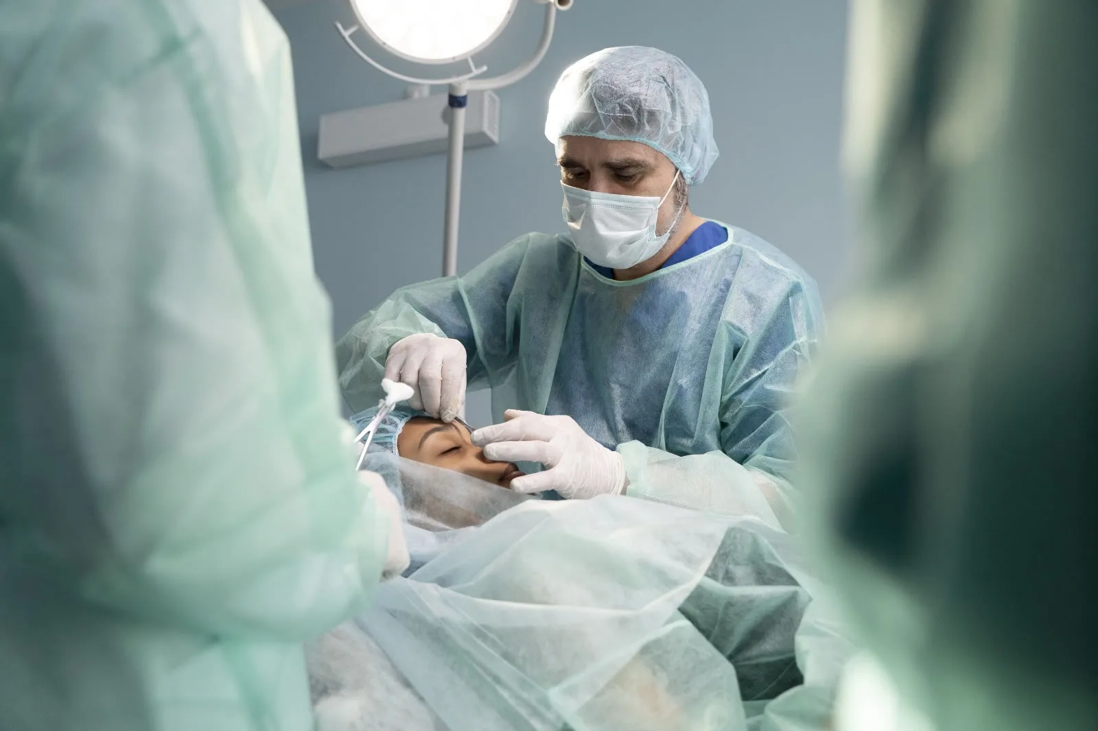 Fila por transplante de córnea chega a 37.719 pessoas no Brasil