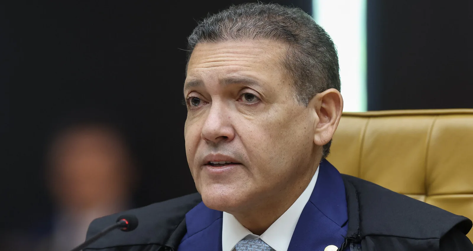 TSE interrompe peça de rádio de Lula sobre Flávio Bolsonaro