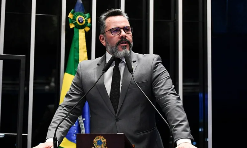 Alan Rick troca o Senado pela disputa ao governo do Acre