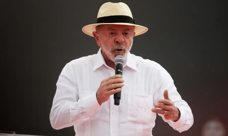 Lula diz que pediu a Trump para não interferir nas eleições brasileiras