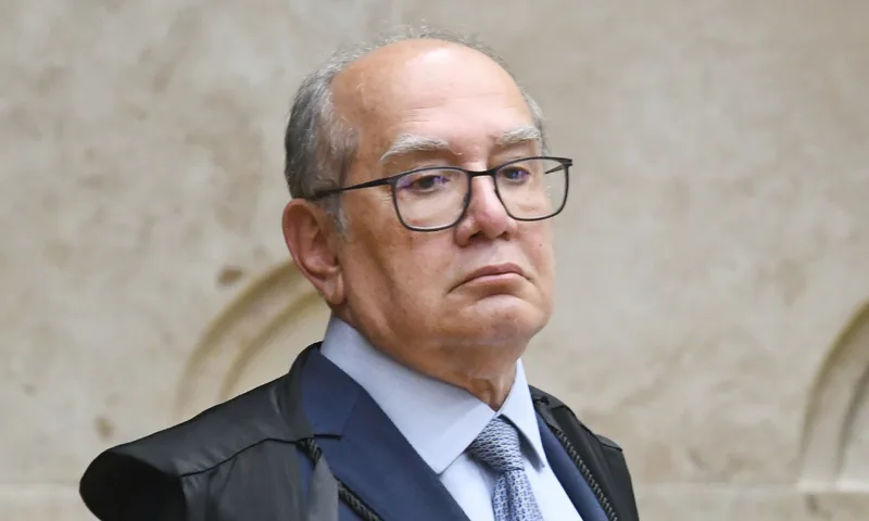 Gilmar aponta acordo prévio entre Fux e Mendonça em julgamento no STF
