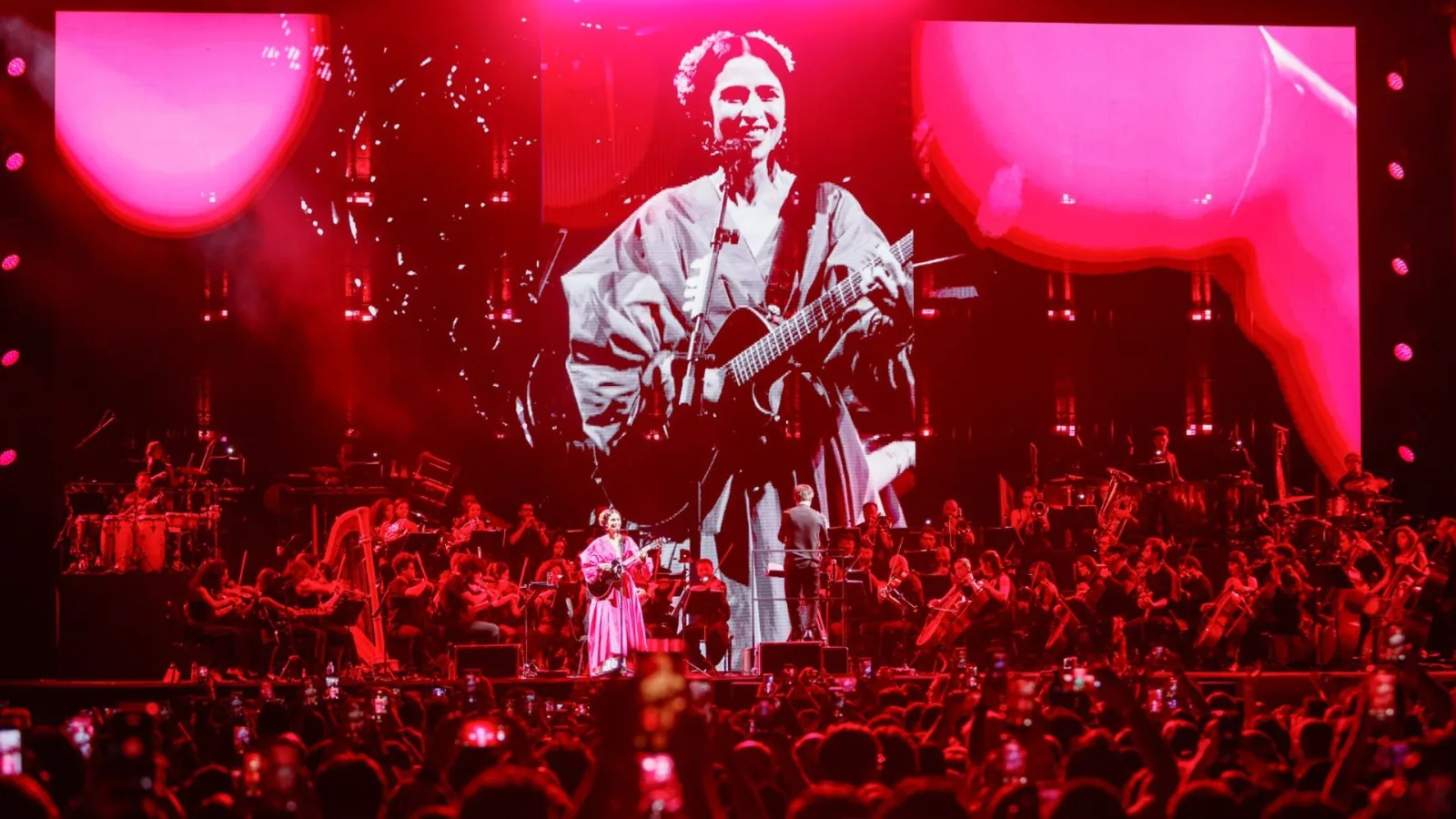Marisa Monte se apresenta em noite beneficente no Rio em 6 de novembro