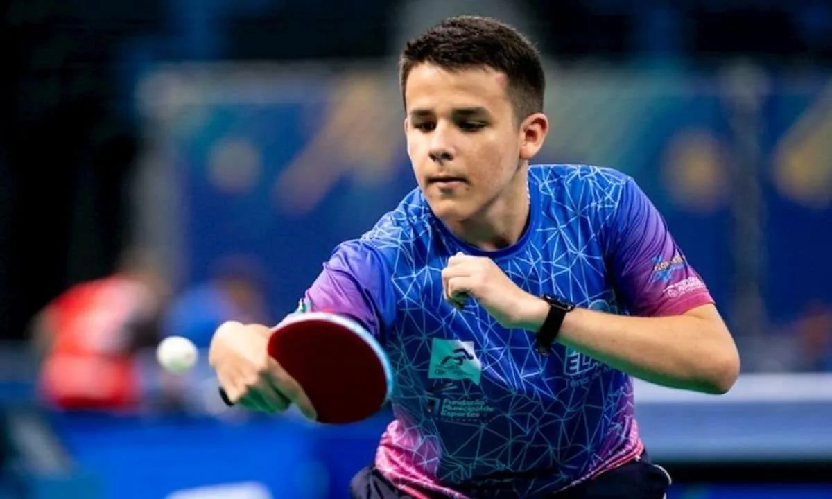 Theo Cruz avança à final de duplas mistas no WTT Youth Contender