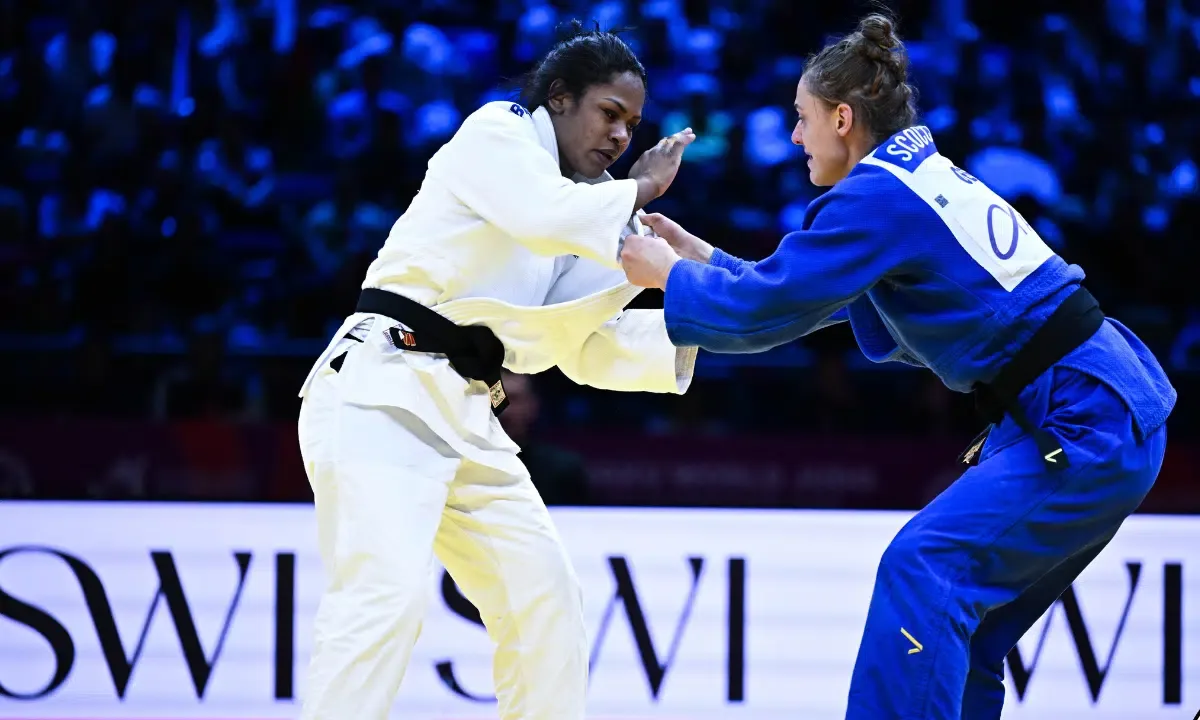 Brasil termina Mundial de Judô sem pódio após derrota no combate extra