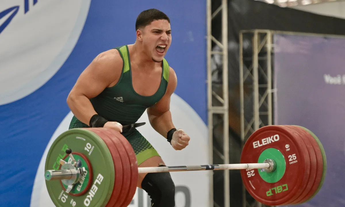 Matheus Pessanha supera colombiano e leva ouro nos Jogos Sul-Americanos