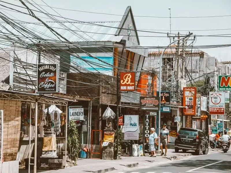 Brasileira pode pegar prisão perpétua após apreensão de droga em Bali