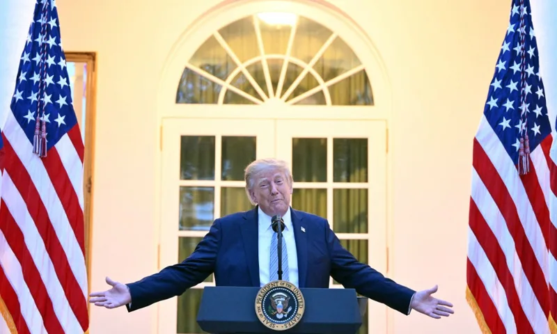 Redes americanas suspendem rodízio de imagens da agenda de Trump