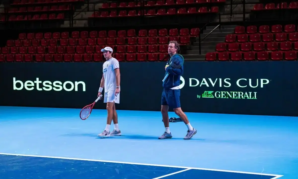 Brasil faz primeiro treino para duelo com a Suíça na Copa Davis