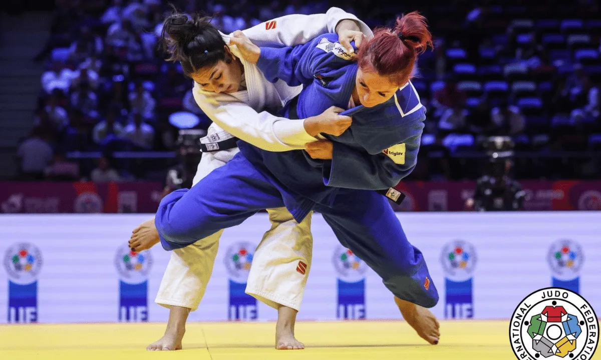 Beatriz Freitas vence três lutas, mas termina Mundial de Judô em 7º lugar