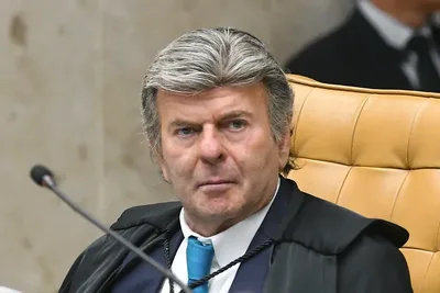 Fux derruba decisão de Dino e ordena retorno de posts sobre Aparecida