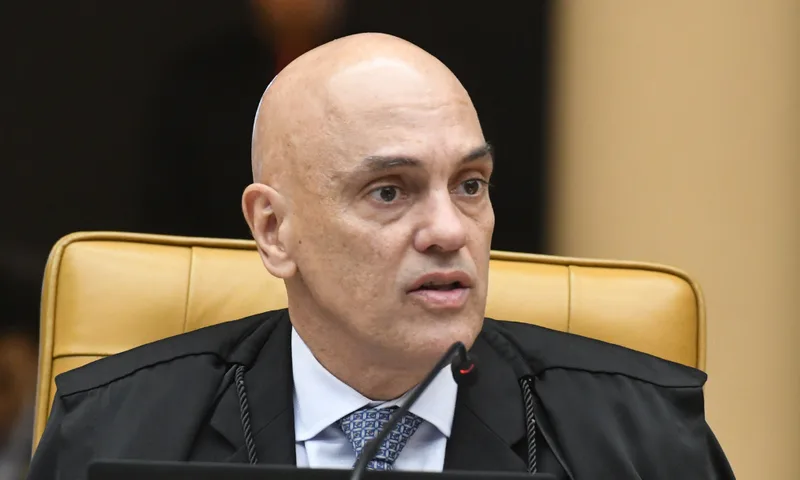 Moraes pede fim de sigilo em petição ligada ao Banco Master