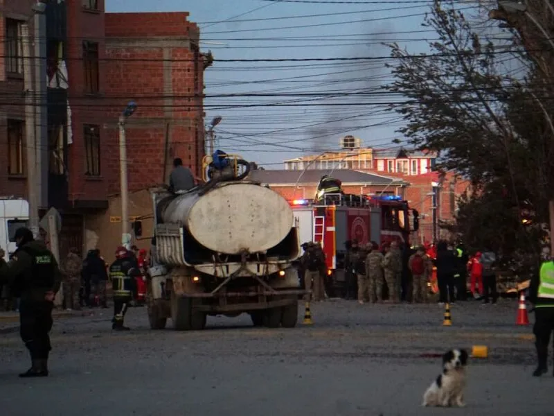 Explosões em quartel boliviano matam dois e deixam 81 feridos