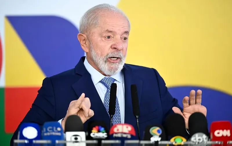 Lula propõe usar Fazendinha em acordo para pagar dívida do Corinthians