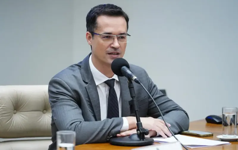 TRE-PR manda Dallagnol retirar propaganda eleitoral do Instagram