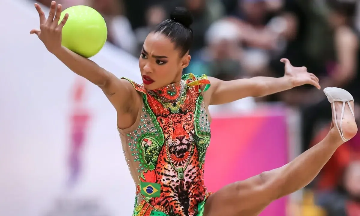Jojô termina classificatórias em segundo e vai à final do individual geral